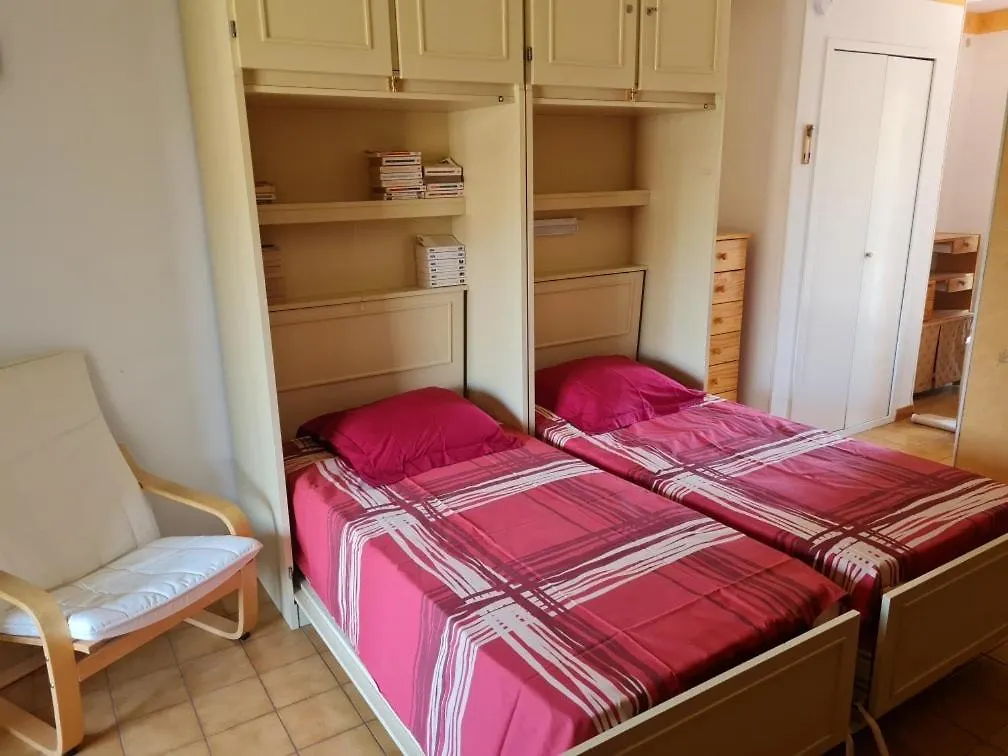 La Petit Cure Apartment Greoux-les-Bains 0*,  France